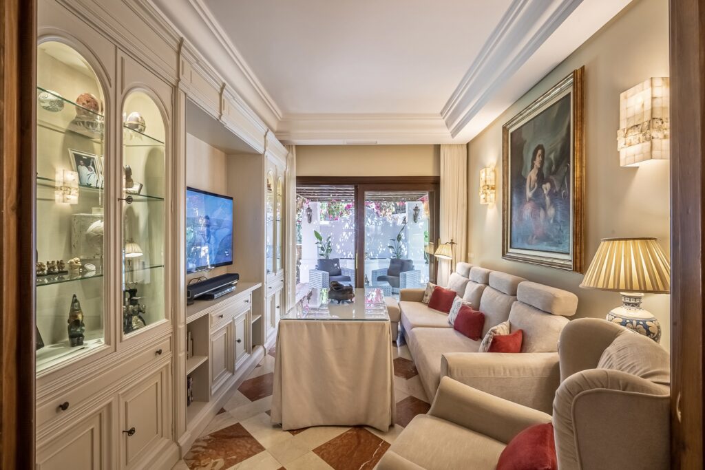 17. SALA TV